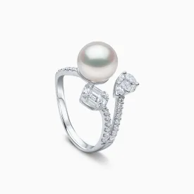Baby Glitz 18K Gold Akoya Pearl and Diamond Motif Ring