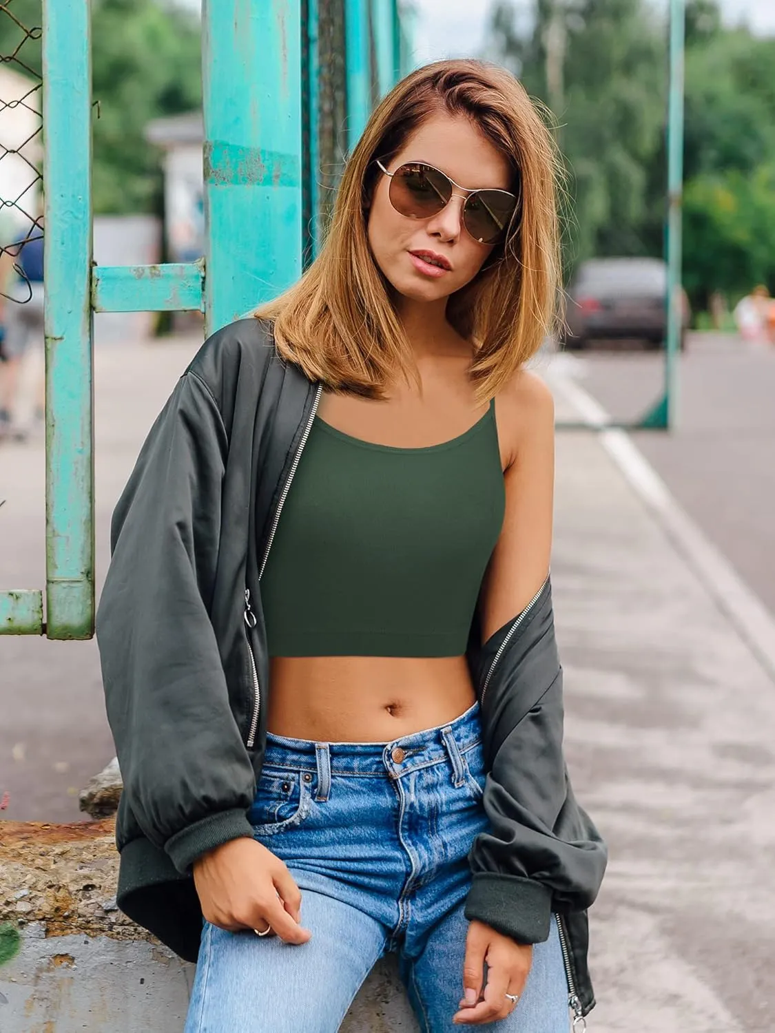 Boao 4 Pack Women's Cropped Tank Tops, Cotton Spaghetti Strap Crop Top Basic Sports Crop Cami Half Camisoles for Teen Girls