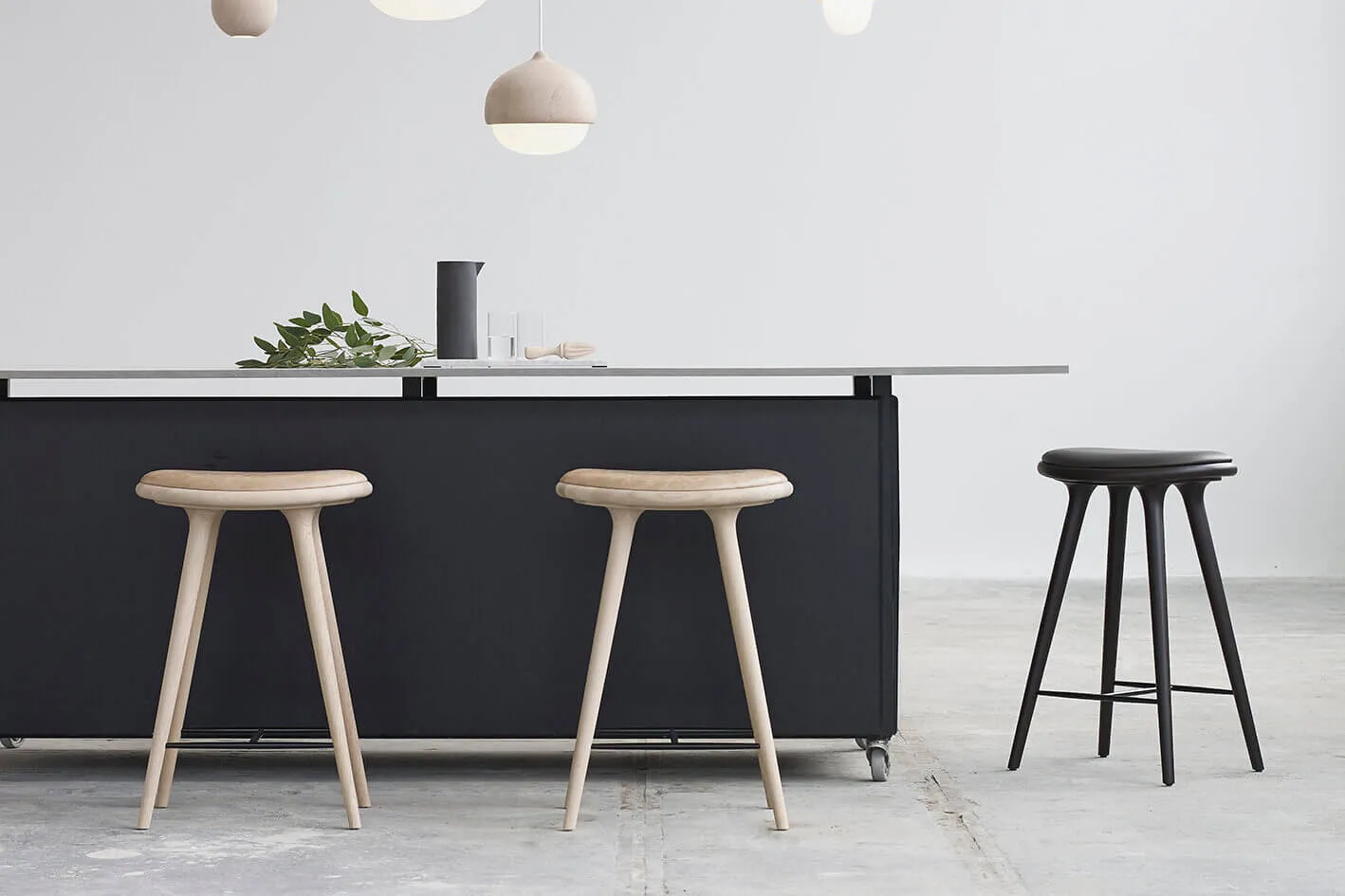 Mater High Stool